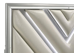 Veronica Wood Eastern King LED Storage Bed Light Silver - 224721KE
