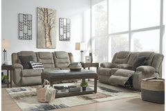 McCade Reclining Loveseat with Console - 1010494