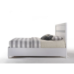 Naima Eastern King Bed