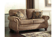 Larkinhurst Loveseat - 3190135