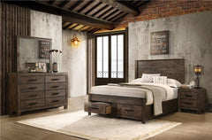 Woodmont 4-piece Eastern King Bedroom Set Golden Brown - 222631KE-S4