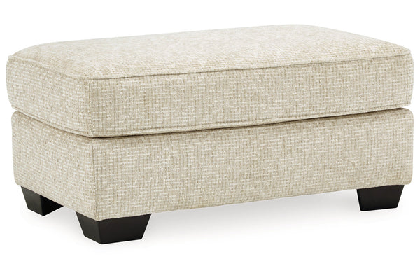 Haisley Ottoman - 3890114
