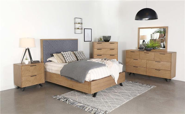 Taylor 5-drawer Bedroom Chest Light Honey Brown - 223425