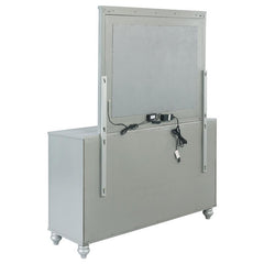 Gunnison 6-drawer Dresser with Mirror Silver Metallic - 223213M