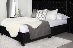 Hailey Upholstered Eastern King Wall Panel Bed Black - 315925KE-SP