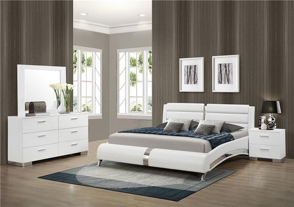 Jeremaine 4-piece Queen Bedroom Set White - 300345Q-S4