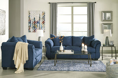Darcy Loveseat - 7500735
