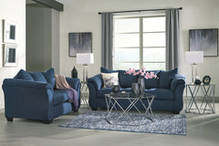 Darcy Loveseat - 7500735