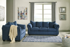 Darcy Loveseat - 7500735