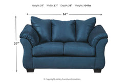 Darcy Loveseat - 7500735
