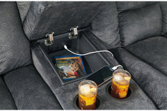 Capehorn Reclining Loveseat with Console - 7690294