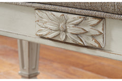 Realyn Accent Bench - A3000157