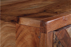 Gabinwell Accent Cabinet - A4000267