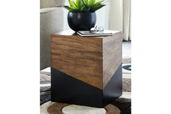 Trailbend Accent Table - A4000311