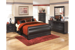 Huey Vineyard Queen Sleigh Bed - B128B4