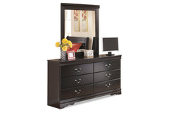 Huey Vineyard Dresser and Mirror - B128B1