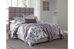 Dolante Queen Upholstered Bed - B130-381