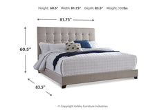 Dolante King Upholstered Bed - B130-582