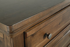 Flynnter Chest of Drawers - B719-46