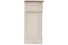 Realyn Dresser - B743-31