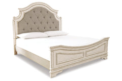 Realyn King Upholstered Panel Bed - B743B6