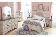 Realyn Full Panel Bed - B743B14