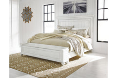 Kanwyn Queen Panel Bed with Storage Bench - B777B6