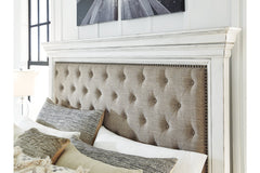 Kanwyn Queen Panel Bed - B777B4
