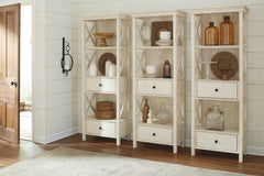 Bolanburg Display Cabinet - D647-76