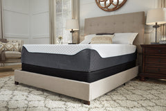 14 Inch Chime Elite King Memory Foam Mattress in a Box - M71441