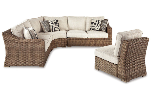 Beachcroft 4-Piece Outdoor Seating Set - P791P7