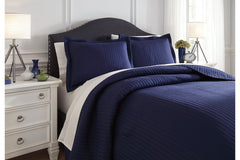 Raleda 3-Piece King Coverlet Set - Q497003K