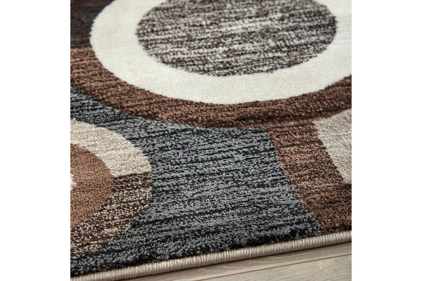 Guintte 5' x 6'7" Rug - R403972