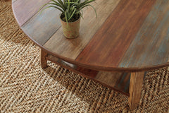 Raebecki Table (Set of 3) - T221-13