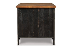 Valebeck End Table - T468-3