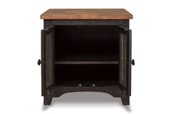 Valebeck End Table - T468-3
