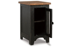 Valebeck Chairside End Table - T468-7