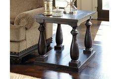 Mallacar End Table - T880-3