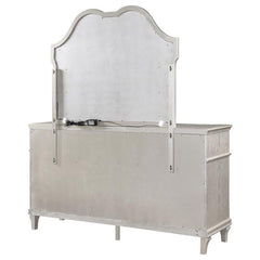 Evangeline 9-drawer Dresser with Mirror Silver Oak - 223393M