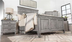 Avenue Wood Queen Panel Bed Weathered Grey - 224031Q