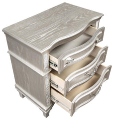 Evangeline 3-drawer Nightstand Silver Oak - 223392