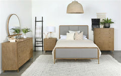 Arini 8-drawer Dresser Sand Wash - 224303