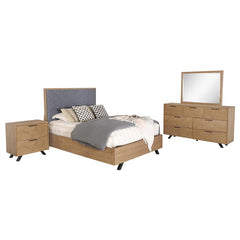 Taylor 4-piece Queen Bedroom Set Light Honey Brown - 223421Q-S4