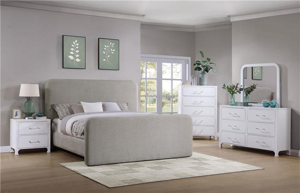 Wren Upholstered Eastern King Panel Bed Grey - 302052KE