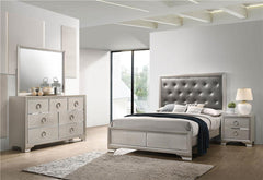Salford 4-piece Eastern King Bedroom Set Metallic Sterling - 222721KE-S4